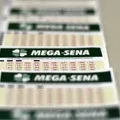 Mega-Sena: confira as dezenas sorteadas no concurso 2832 imagem
