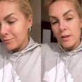 “Meu agressor segue me agredindo verbalmente”, diz Ana Hickmann imagem