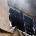 Morre vítima de incêndio em fábrica de fantasias no Rio de Janeiro imagem