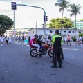 Fila do ferry, obras e missas deixam trânsito lento na Cidade Baixa nesta sexta imagem