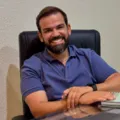 Prefeito de Buritirama quer anular Plano de Carreira dos professores imagem