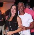 Romário engata namoro com estudante três décadas mais jovem imagem