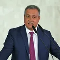 Rui vira alvo da oposição após fala sobre laranja e rende memes na web imagem