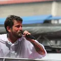 Saulo arrasta multidão em pipoca com Bambam e Nenel imagem