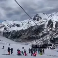 Teleférico despenca e fere 35 pessoas em resort de esqui espanhol imagem