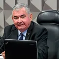 “Tem gente querendo me passar a rasteira”, diz Angelo Coronel imagem