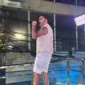 Thiago Aquino bota a galera para arrochar no Campo Grande imagem