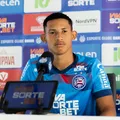 Tiago revela alerta para atuar no Adauto Moraes: "Não é nem gramado" imagem
