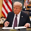Trump ameaça sair das negociações de paz na Ucrânia imagem