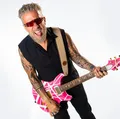 Tuca Fernandes avalia axé music das antigas: “Não volta nunca mais” imagem