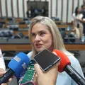 "Vai depender do Supremo", diz Ivana sobre novas eleições na Alba imagem