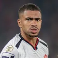 Vitória devolve dinheiro ao Grêmio e mantém Lucas Esteves no elenco imagem