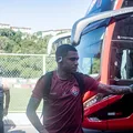 Vitória e empresário de Lucas Esteves seguem em guerra de narrativas imagem