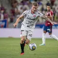 Vitória está próximo de emprestar volante a clube da Série B imagem
