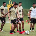 Vitória realiza trabalhos técnico-táticos mirando o Porto imagem