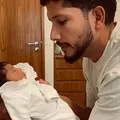 Yuri Lima compartilha ‘conversa’ com Nala, sua filha com Iza imagem