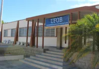 Abertas inscrições para concurso da UFOB; salários chegam a R$ 5,9 mil