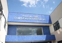 Casal do tráfico: dupla é presa com drogas em condomínio na Bahia imagem