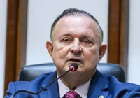 Adolfo faz reunião de urgência após ser afastado do comando da Alba imagem