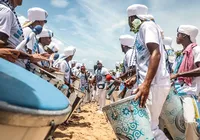 Afoxé Filhos de Gandhy realiza ensaio pré-carnaval no dia de Iemanjá