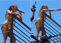 Anitta se revolta com ladrões em bloco: "Vai tomar no c*" imagem