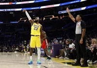 Aos 40 anos, Lebron James alcança feito inédito na história da NBA imagem