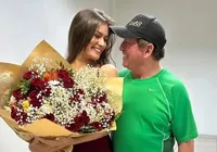 Aos 73 anos, Amado Batista marca casamento com namorada de 23 imagem