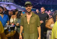 Após Timbalada, José Loreto curte show de Xanddy Harmonia imagem