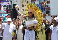 Após apoiar Claudia Leitte, Brown diz: “Só existe uma raça, a humana” imagem