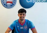 Arthur Jampa comemora contrato profissional no Bahia: "Gratificante"