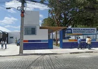 Aulas em Feira de Santana iniciam com falta de materiais e professores imagem
