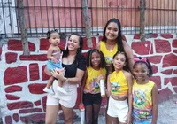 Bloco infantil arrasta galera de todas as faixas etárias na Liberdade imagem