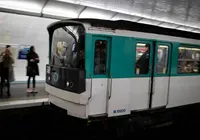 Bomba da 2ª Guerra Mundial paralisa maior estação de trem de Paris imagem
