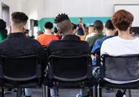 Brasil tem pelo menos 9 mil estudantes trans matriculados nas escolas