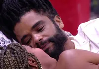 BBB 25: Aline pede "beijo de novela" para Diogo Almeida