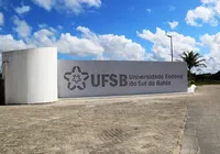 Concurso da UFSB tem salário de R$ 4,9 mil e está com inscrição aberta imagem