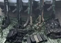 Conheça o “Bonde do Rei Leão”: grupo do TCP escondia arsenal em parede falsa imagem