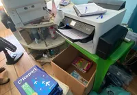 Copiadora em  Paripe é autuada por fazer reprodução ilegal de livros imagem
