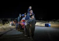 Criança em tratamento contra câncer é deportada dos EUA para o México imagem