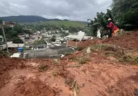 Deslizamentos de terra deixam ao menos 10 mortos em Minas Gerais