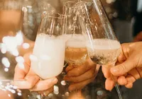 É tudo igual? Saiba a diferença de sidra, espumante e champanhe