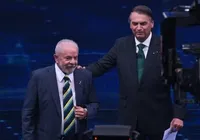 "Ele está com medo", dispara Lula sobre futuro de Bolsonaro imagem