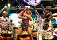 Em Ensaio do Olodum, Babado Novo anima multidão no Pelourinho