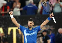 Em jogão, Djokovic vence Alcaraz e vai às semis no Australian Open