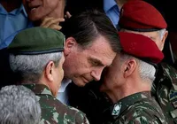 Exército discute local para acomodar Bolsonaro em possível prisão imagem