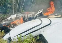 FAB intercepta avião com 500 kg de drogas no espaço aéreo brasileiro