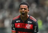 Fechado! Vitória acerta a contratação do atacante Carlinhos imagem