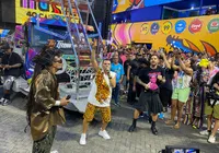 Felipe Pezzoni comenta uso de saia no Carnaval: “Quebrando paradigma" imagem