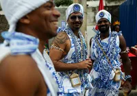 Foliões dos Filhos de Gandhy divergem sobre decisão de proibir homens