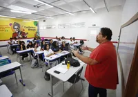 Governo da Bahia abre seleção com 1.487 vagas na área de educação imagem